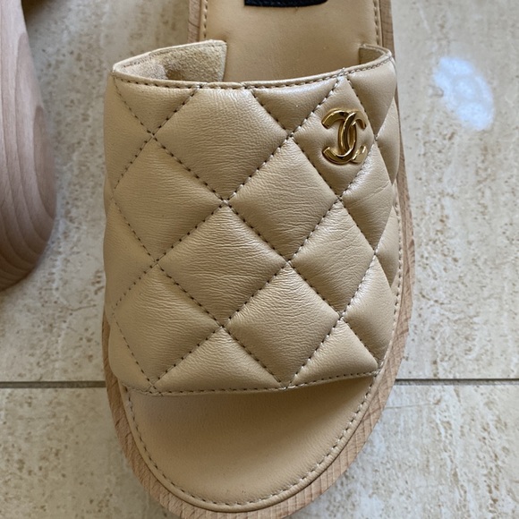 Chanel Clogs - Picture 5 of 6